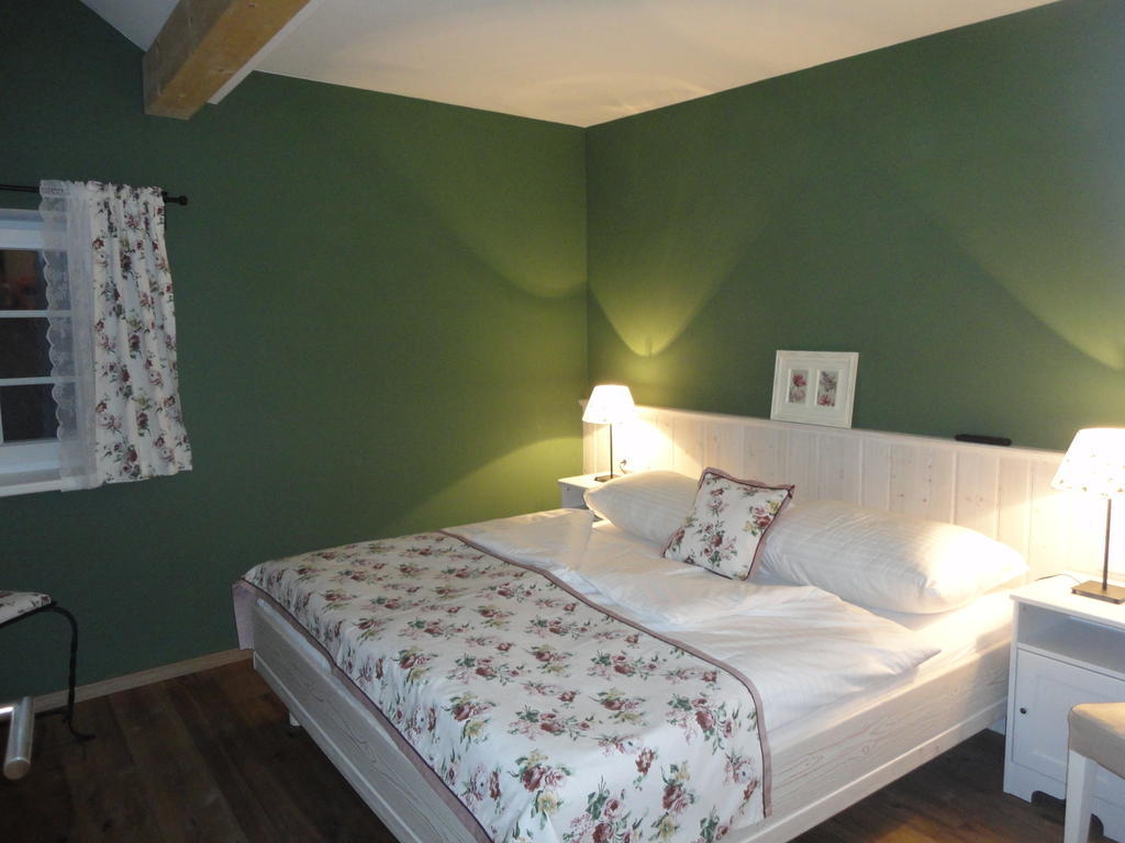 Landgasthof Friedl Hotel Sankt Lorenzen bei Knittelfeld Стая снимка