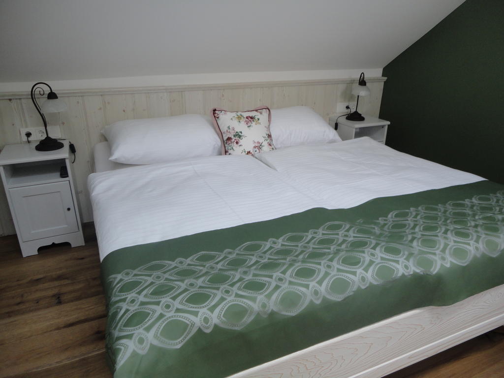 Landgasthof Friedl Hotel Sankt Lorenzen bei Knittelfeld Стая снимка
